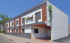 Legend Hotel Hollywood